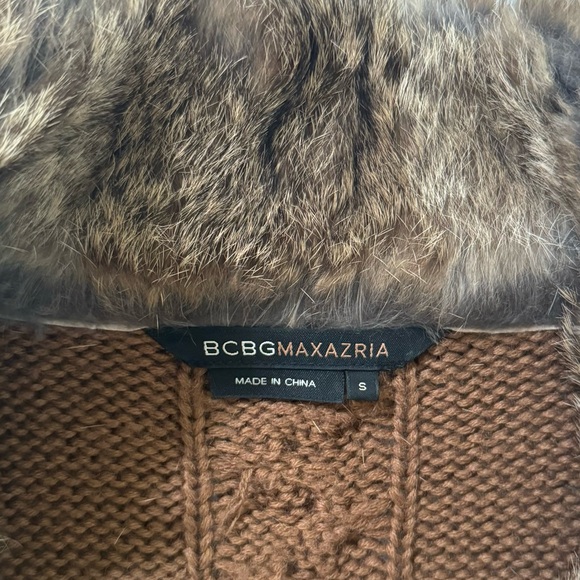 Fur Vest - Picture 4 of 4